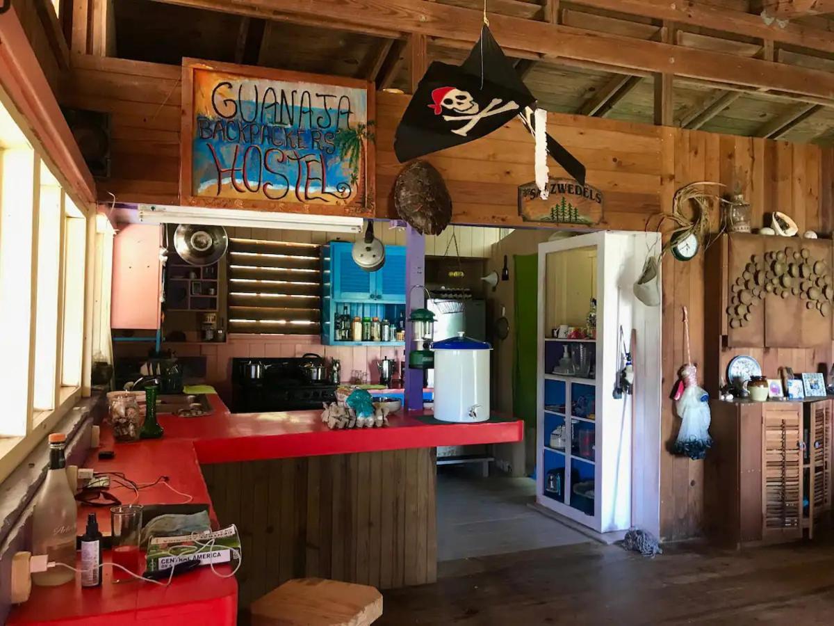 Guanaja Backpackers Hostel 外观 照片